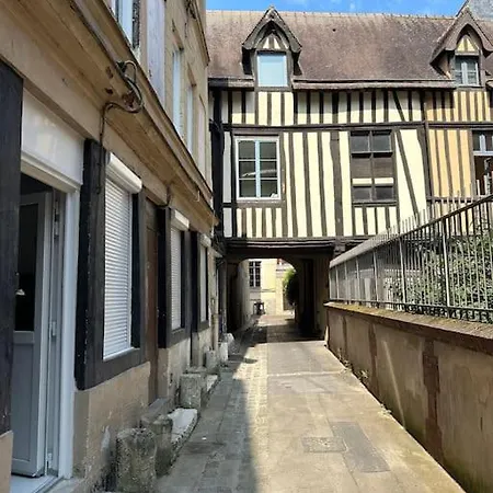 Le Petit Saint-amand