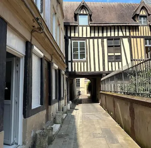 Le Petit Saint-amand